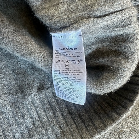 Banana Republic Heritage Collection Wide Rib Turtleneck Sweater Grey Sz Medium - Picture 6 of 7